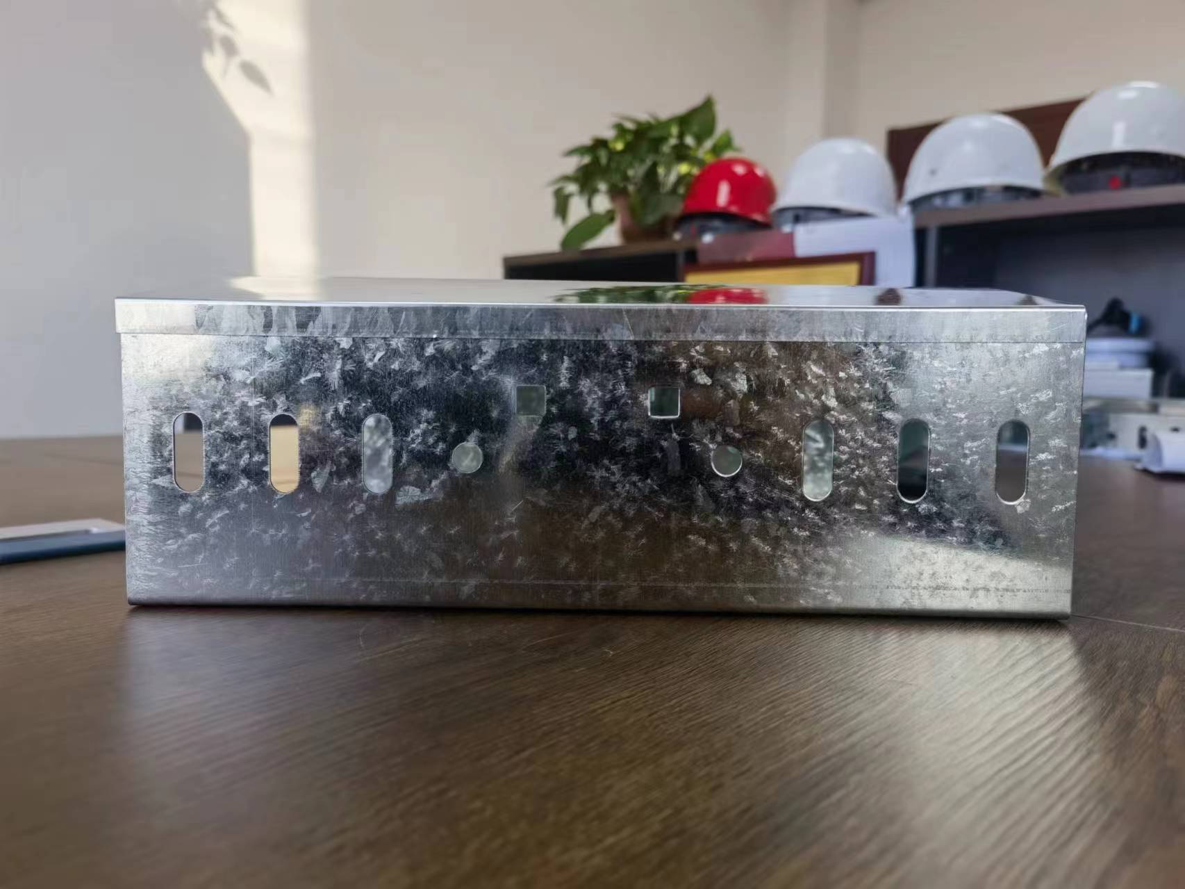 防水桥架